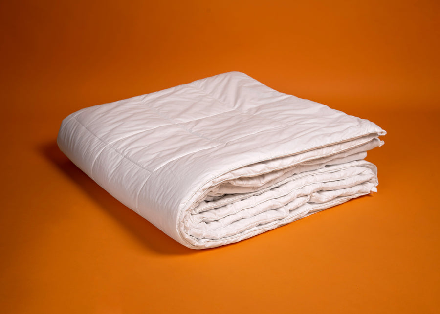 premium white silk duvet product image
