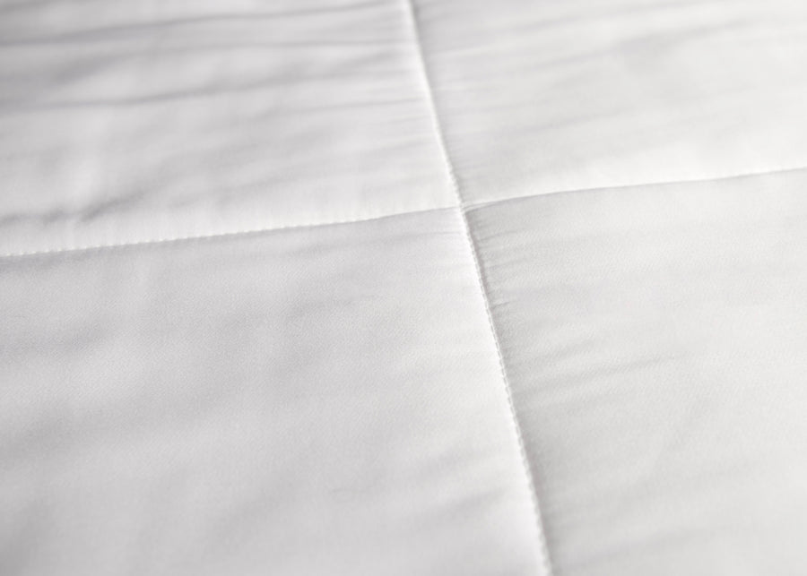 Swatch texture of white bamboo duvet